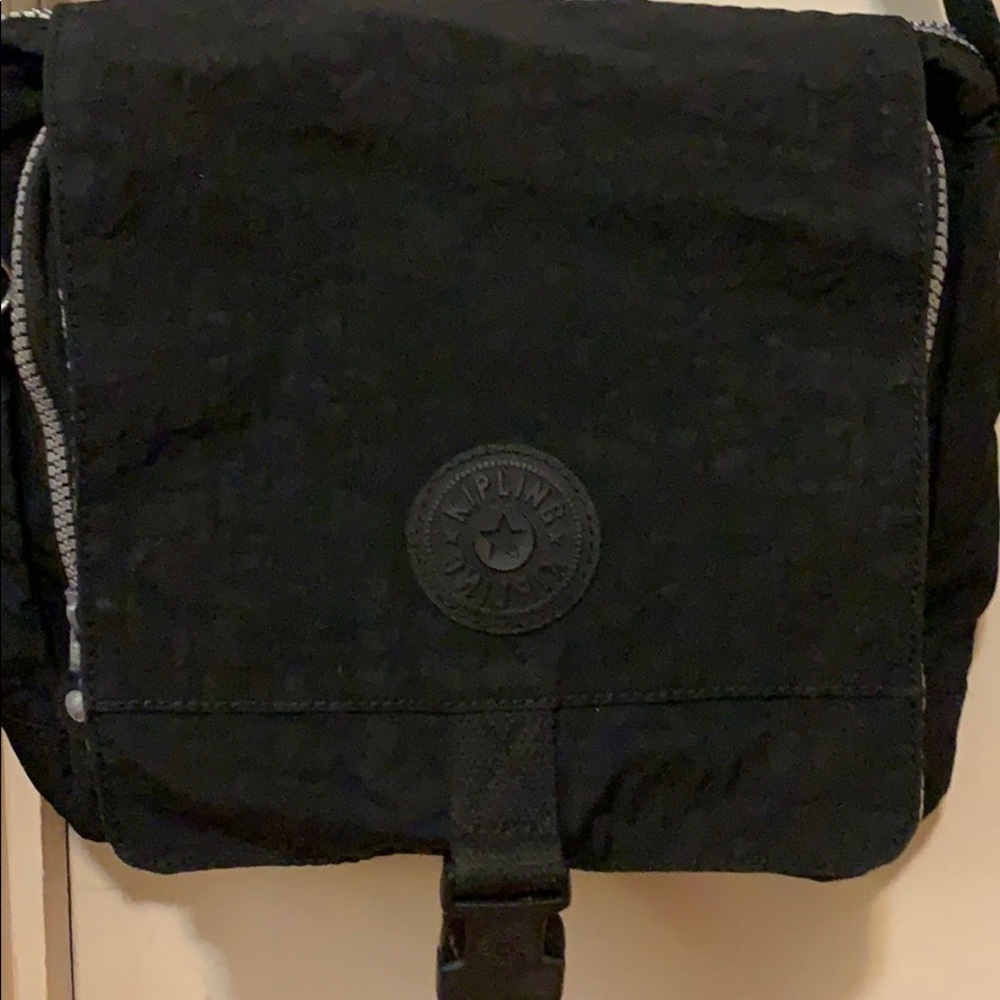 A Kipling black bag